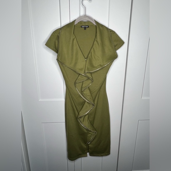 Samuel Dong Green Zipper Ruffled Sheath Dress Women’s Size Small - Picture 1 of 6